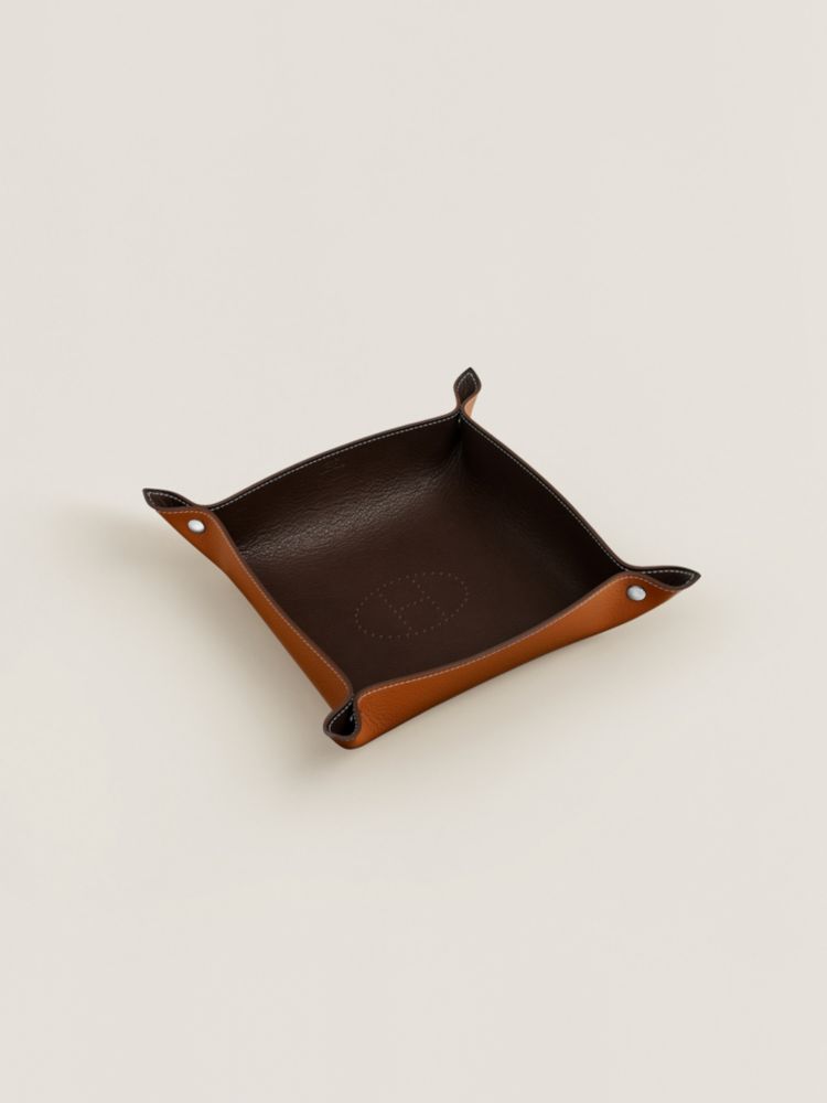 エルメス HERMES トレイ Mises et Relances Desk change tray | Hermès USA